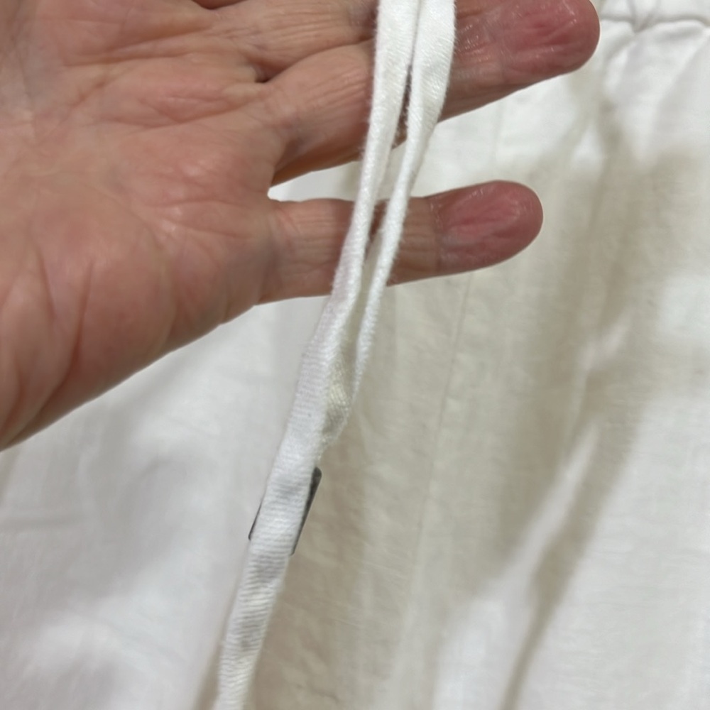 No brand cotton, wide legged pants. Size Large. - Picture 2 of 7